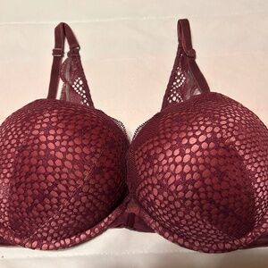 Victoria's Secret Bombshell Plunge Maroon Lace 38C Push Up Bra